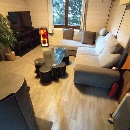 8 Personnes + Grand Terrain Et Riviere Chalet Entremont